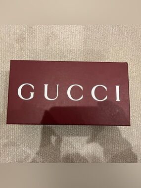 GUCCI maroon shoe box